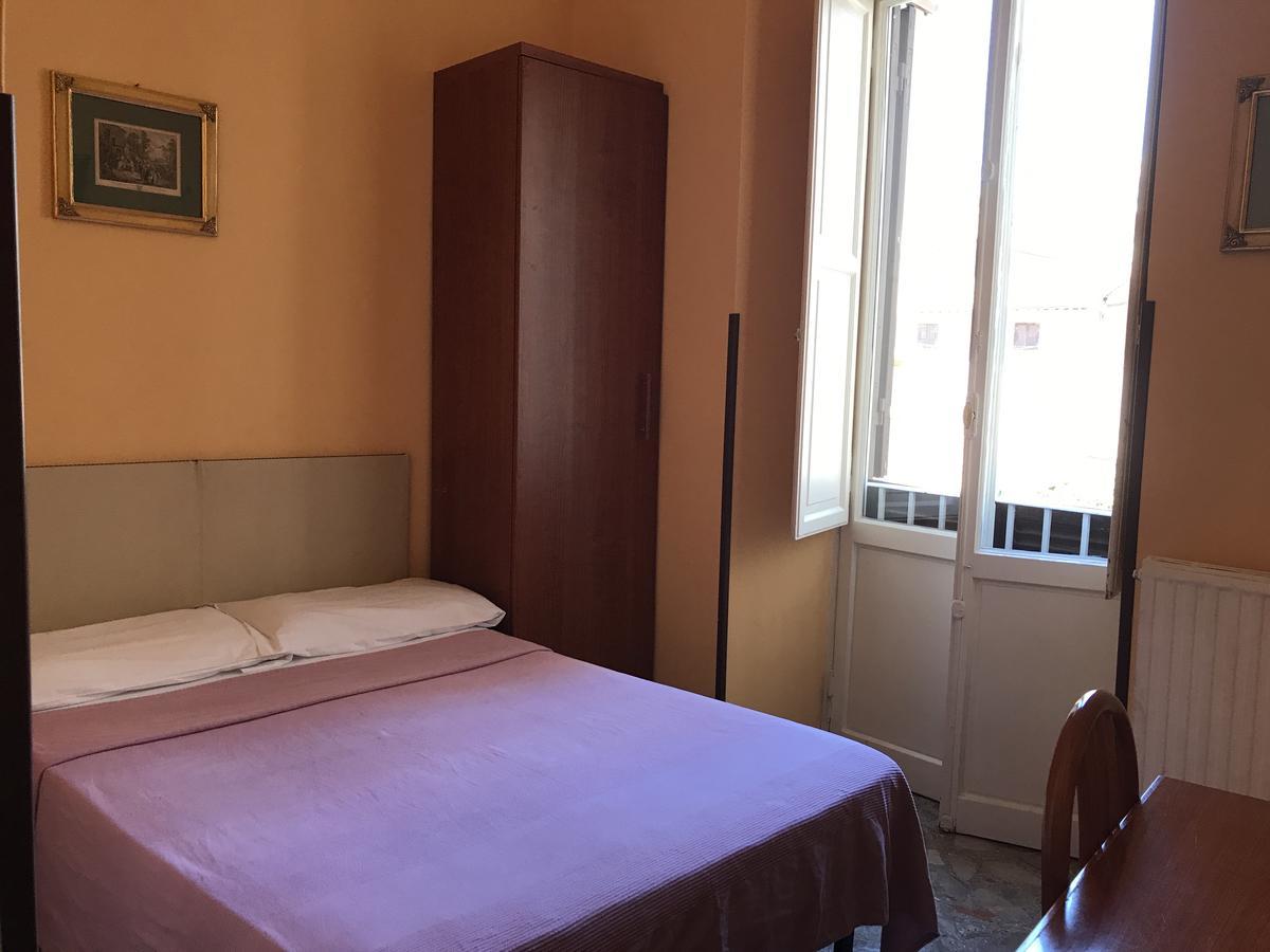 San Daniele Bundi House Hotell Roma Eksteriør bilde