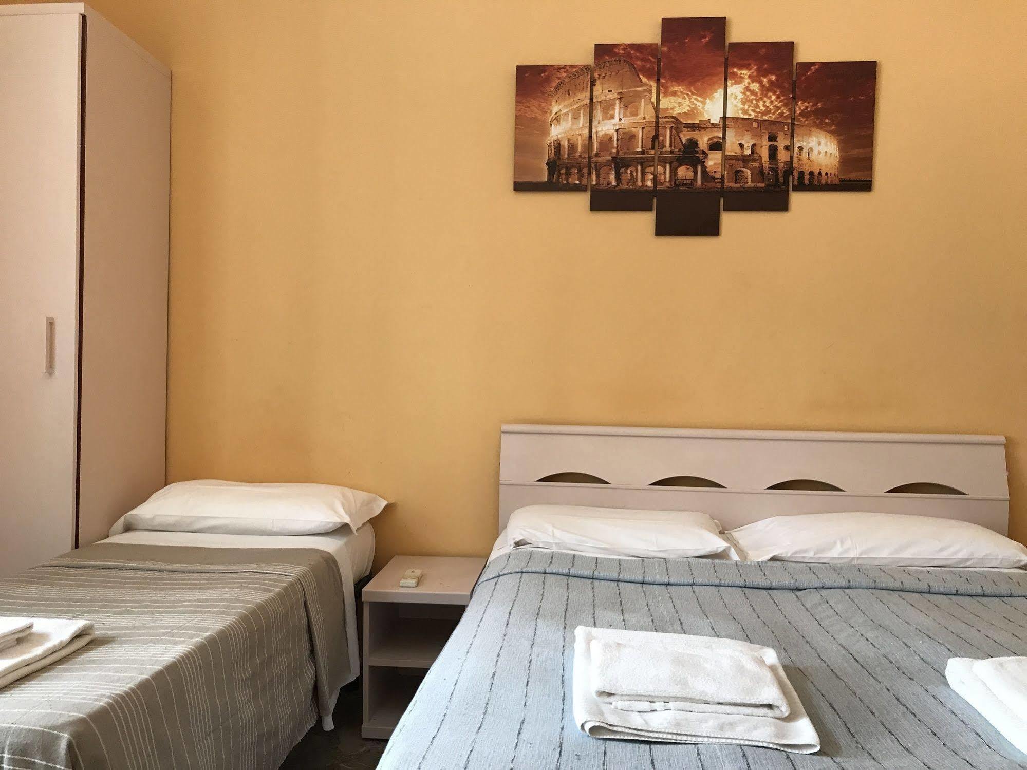 San Daniele Bundi House Hotell Roma Eksteriør bilde