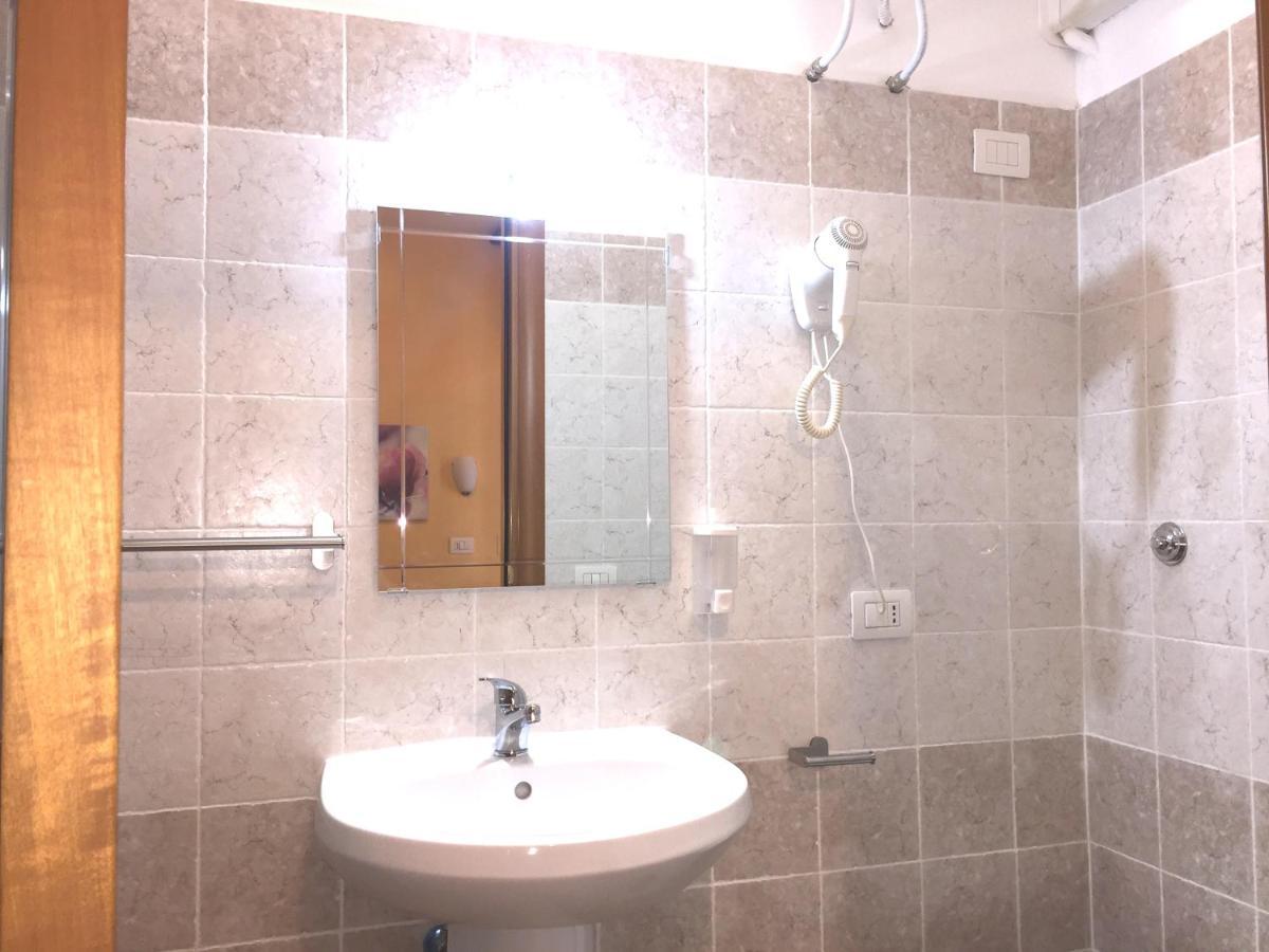 San Daniele Bundi House Hotell Roma Eksteriør bilde